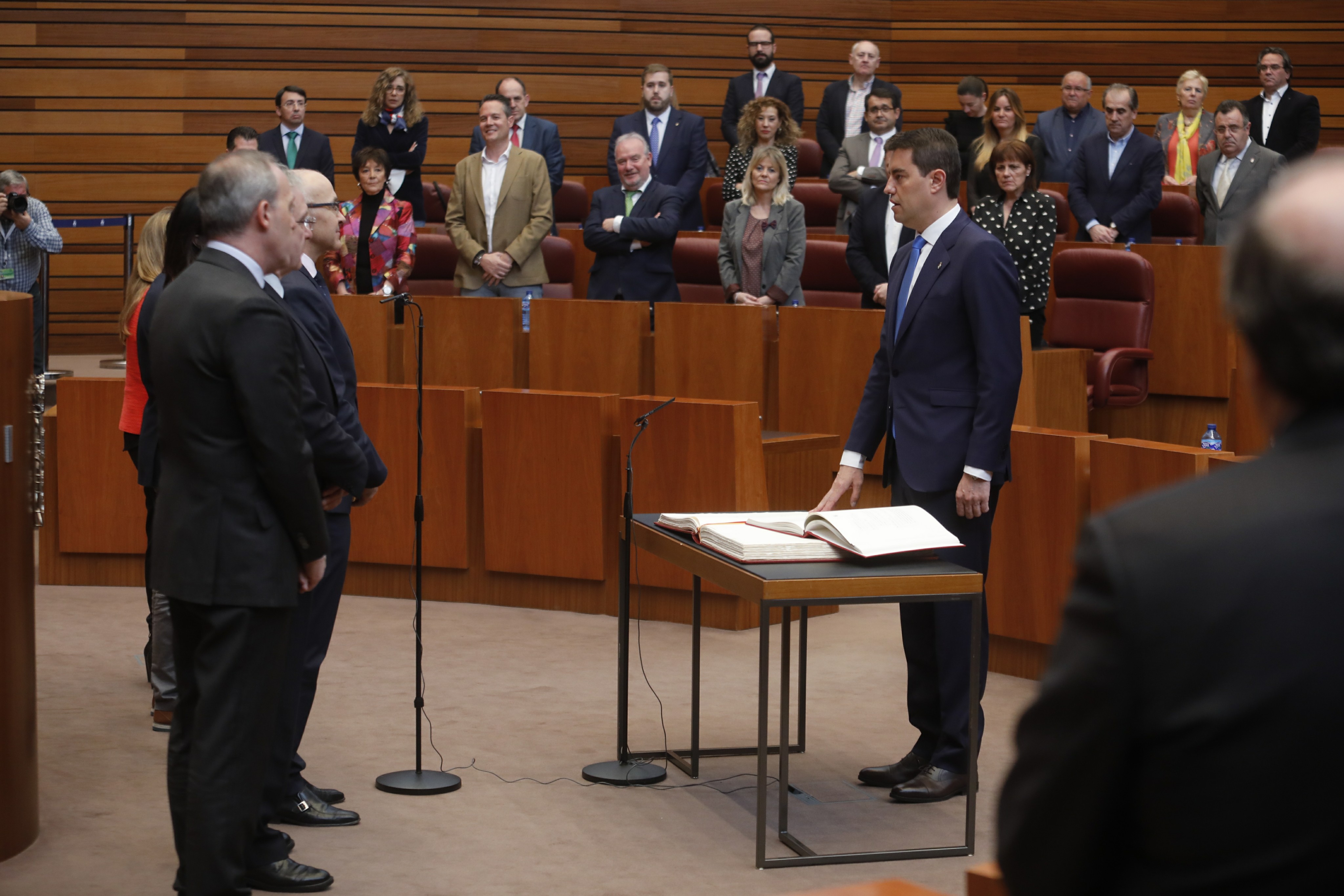 20190312 Foto Elección de Ángel Ibáñez como presidente de las Cortes1